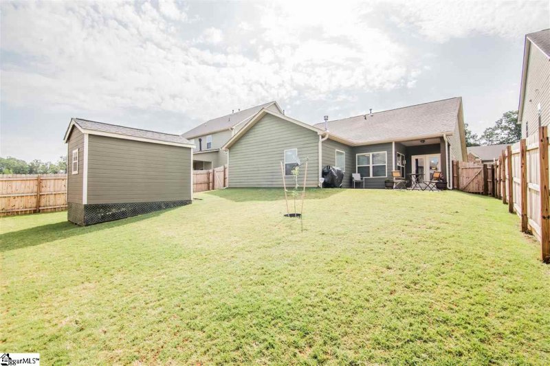 Property image 3 at 225 N Radcliff Way, Spartanburg, SC 29301