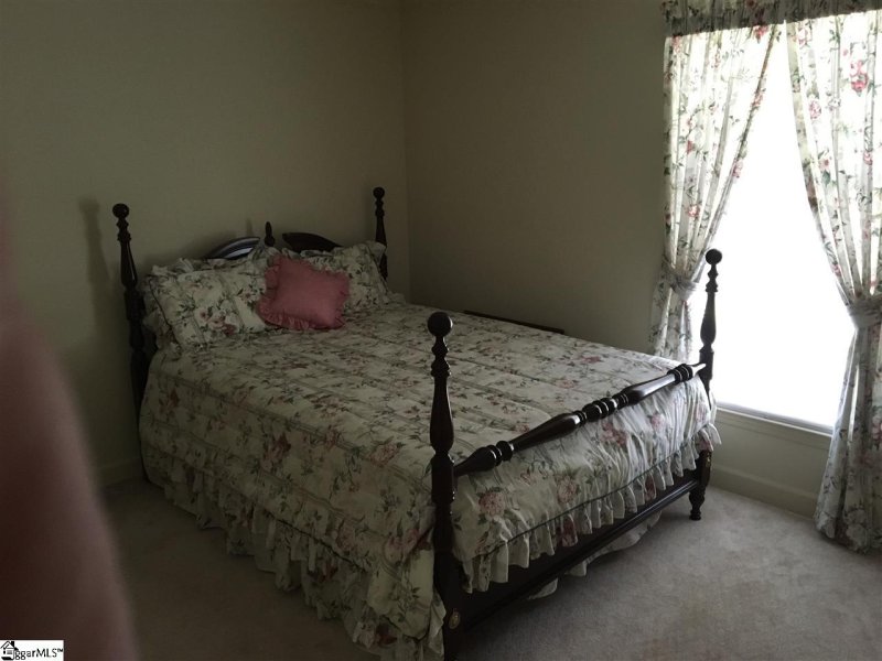 Property image 3 at 118 Lakewood Circle, Greer, SC 29651