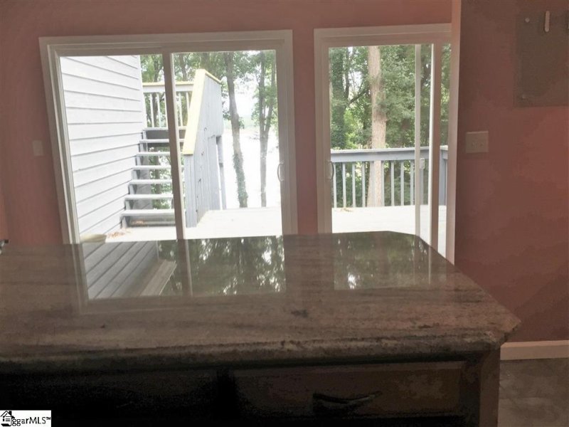 Property image 3 at 606 Lakewinds Boulevard, Inman, SC 29349-8198