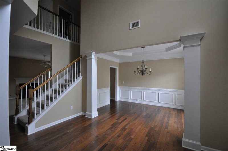 Property image 3 at 6 Boxleaf Court, Greer, SC 29650