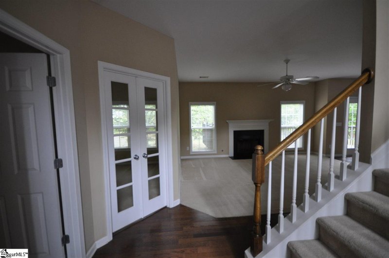 Property image 4 at 6 Boxleaf Court, Greer, SC 29650