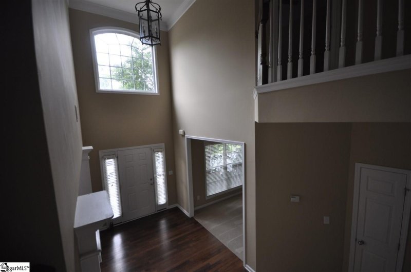 Property image 5 at 6 Boxleaf Court, Greer, SC 29650