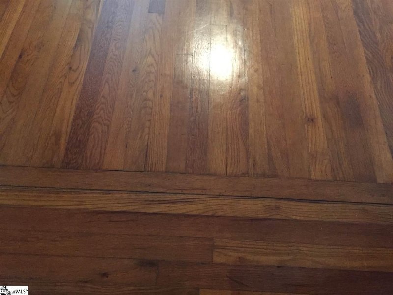 Property image 4 at 3908 Old Buncombe Road, Greenville, SC 29609