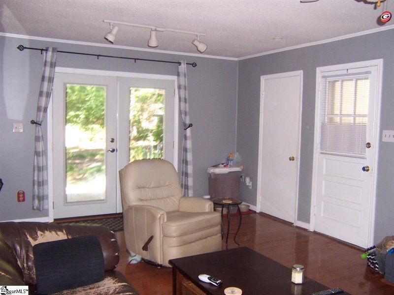 Property image 5 at 110 Bedford Drive, Taylors, SC 29687