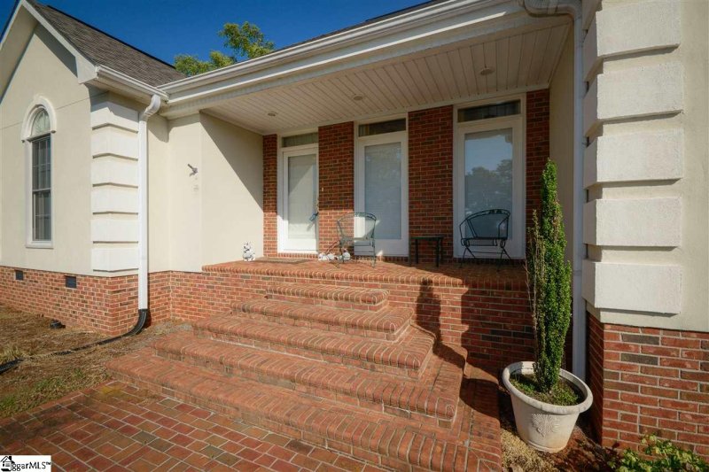 Property image 3 at 117 Rubiwood Circle, Greer, SC 29651-5563