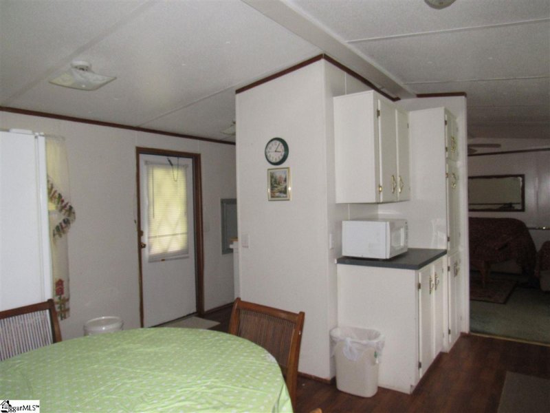 Property image 5 at 317 Shady Acres Circle, Greenville, SC 29611