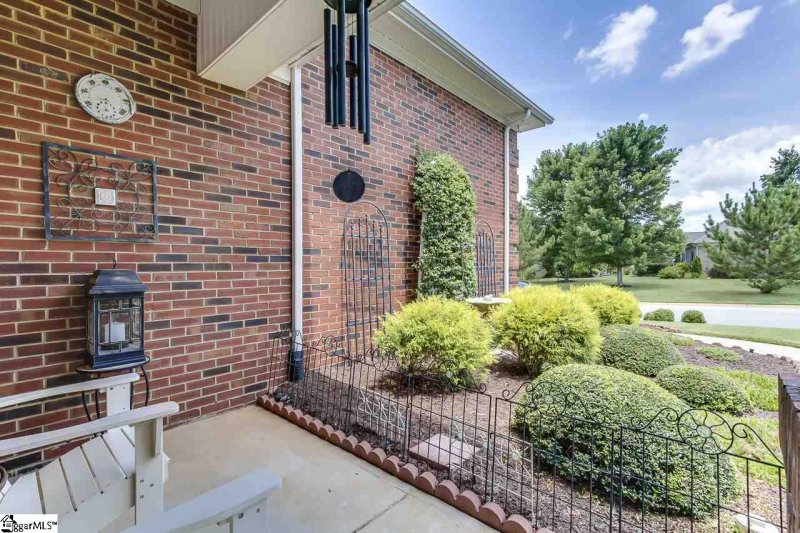 Property image 5 at 501 Clydesdale Drive, Simpsonville, SC 29681