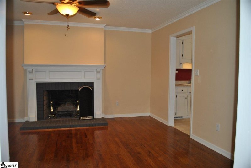 Property image 5 at 104 W Marley Lane, Simpsonville, SC 29681