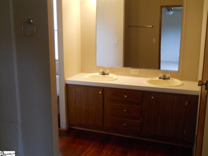 Property image 4 at 505 Jessica Court, Easley, SC 29640