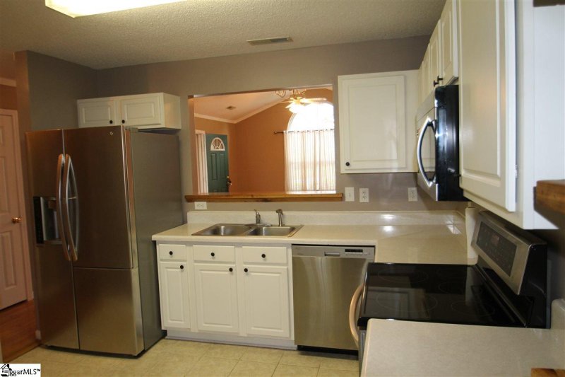 Property image 2 at 247 Weston VAlley Drive, Moore, SC 29369