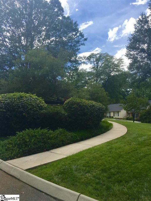 Property image 2 at 117 McDaniel Greene, Greenville, SC 29601