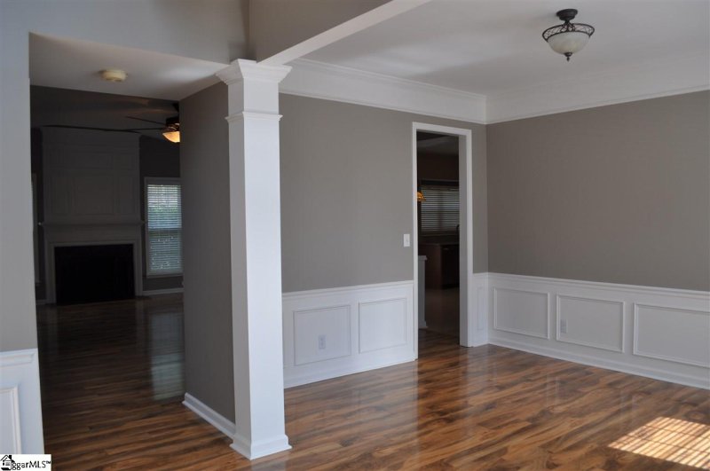 Property image 2 at 9 Wolf Den Drive, Greer, SC 29650