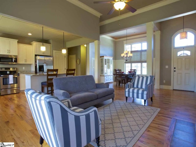 Property image 5 at 305 Mellow Way, Greer, SC 29651