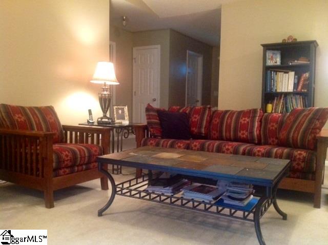 Property image 3 at 8 Michell Drive, Taylors, SC 29687