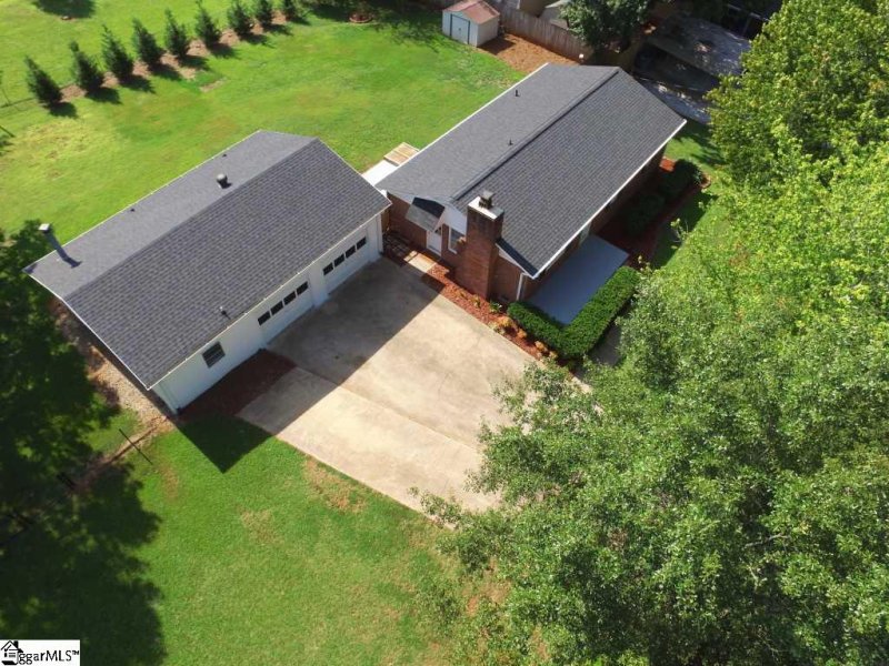 Property image 4 at 12 Cheryl Drive, Greenville, SC 29611