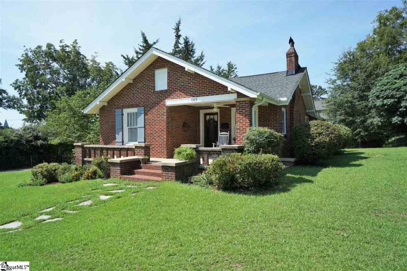 Property image 3 at 103 N B Street, Easley, SC 29640
