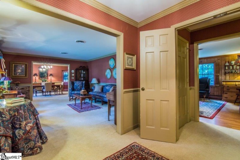 Property image 4 at 312 Fairlane Drive, Spartanburg, SC 29307