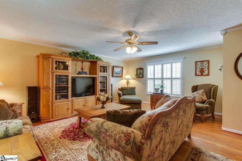 Property image 3 at 117 Martin Court, Williamston, SC 29697-9525