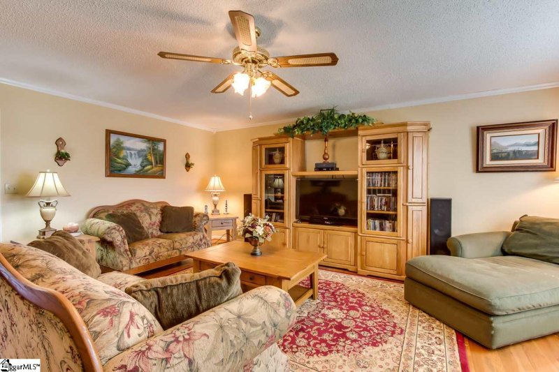 Property image 4 at 117 Martin Court, Williamston, SC 29697-9525