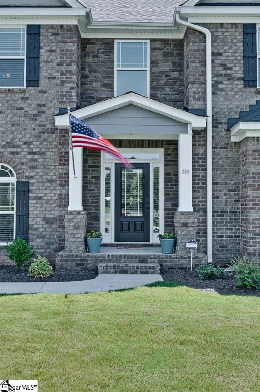 Property image 2 at 300 Saddlehorn Lane, Easley, SC 29642