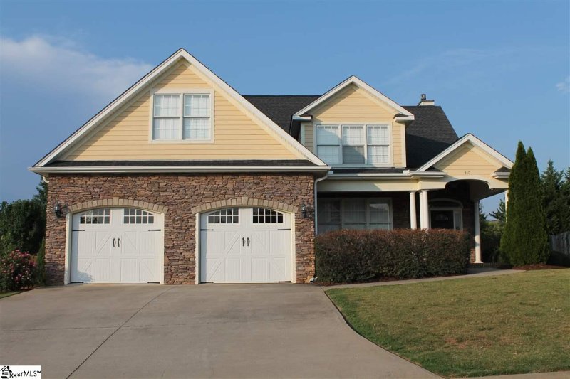 410 Park Ridge Circle