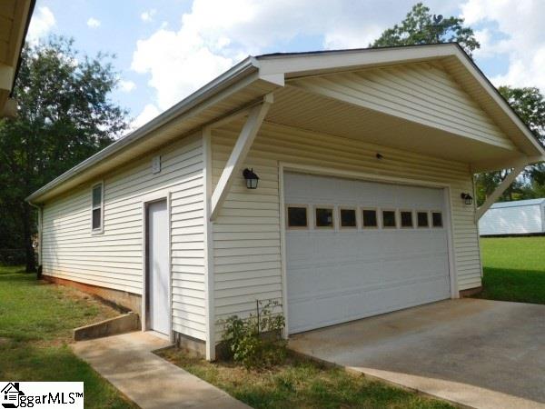 Property image 3 at 312 Sylvia Road, Easley, SC 29642