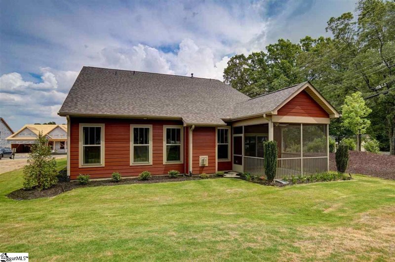 Property image 4 at 1 Rolling Creek Court, Taylors, SC 29687