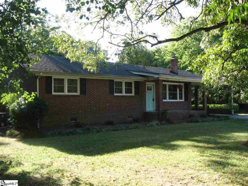 203 Looneybrook Drive