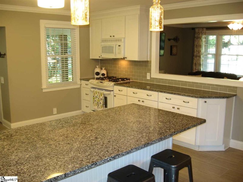 Property image 3 at 203 Looneybrook Drive, Fountain Inn, SC 29644