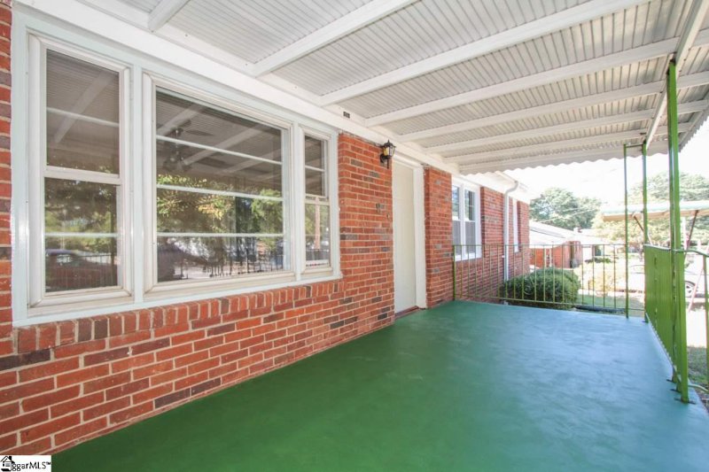 Property image 5 at 8 Lermann Drive, Greenville, SC 29605