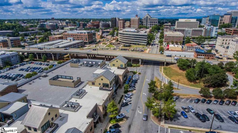 Property image 5 at 400 E McBee Avenue, Greenville, SC 29601