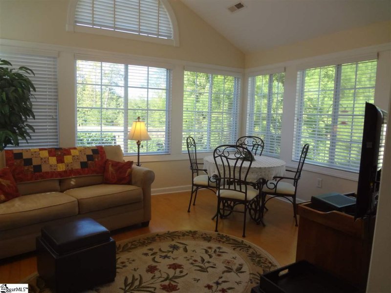 Property image 2 at 132 High Hat Circle, Greenville, SC 29617