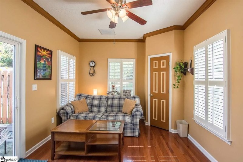 Property image 4 at 816 Palomino Court, Simpsonville, SC 29681