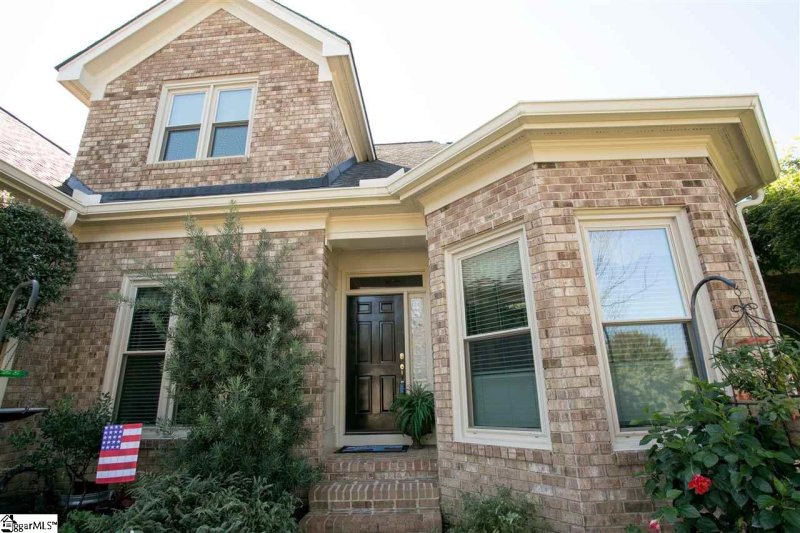 Property image 2 at 8 Green Arbor Lane, Greenville, SC 29615