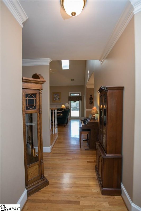 Property image 3 at 8 Green Arbor Lane, Greenville, SC 29615