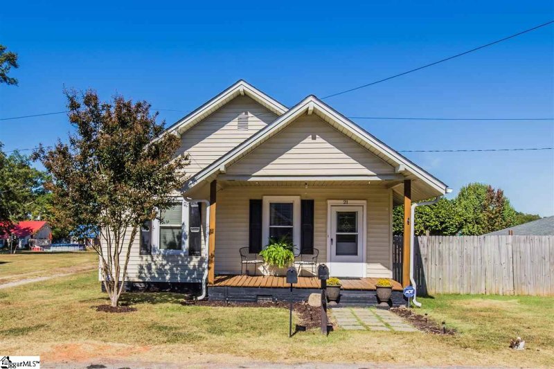Property image 2 at 21 Iselin Street, Liberty, SC 29657