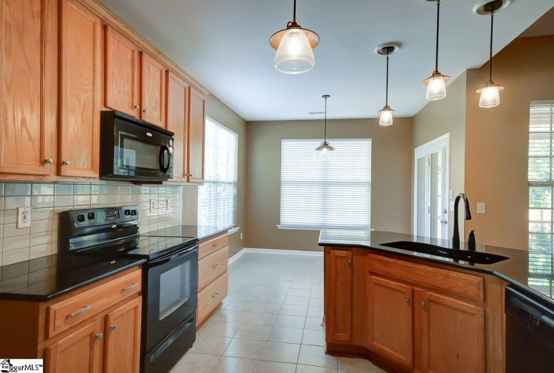 Property image 4 at 118 MacIntyre Street, Simpsonville, SC 29680