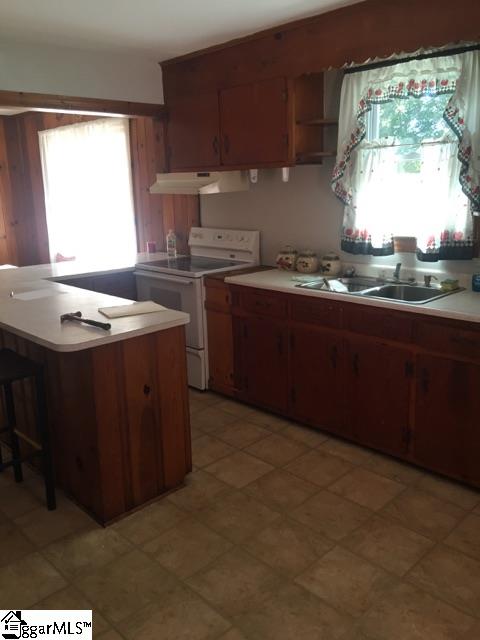 Property image 2 at 404 Edgemont Avenue, Greenville, SC 29617