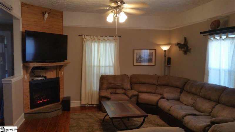 Property image 5 at 2 Jefferson Street, Liberty, SC 29657