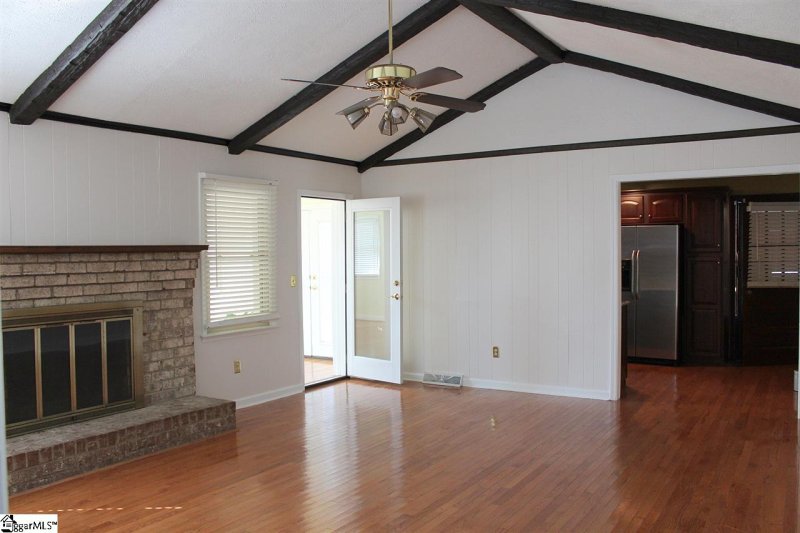 Property image 2 at 9 Millcrest Way, Mauldin, SC 29662