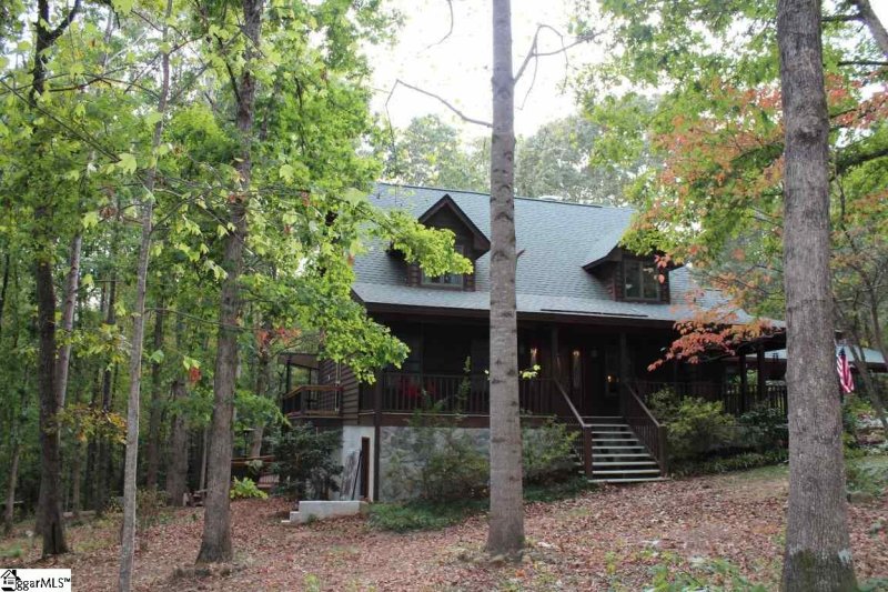 Property image 2 at 304 Dove Hill Circle, Easley, SC 29640