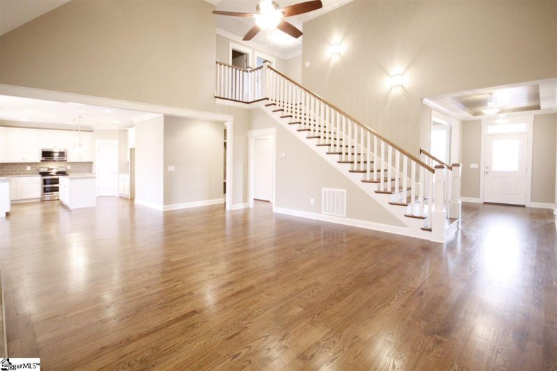 Property image 5 at 208 Pleasantwater Court, Taylors, SC 29687