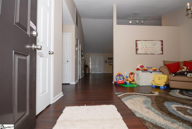 Property image 4 at 121 Haven Reach Way, Taylors, SC 29687