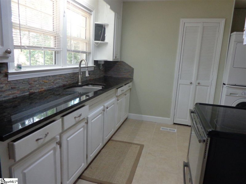 Property image 4 at 600 Rockmont Road, Greenville, SC 29615