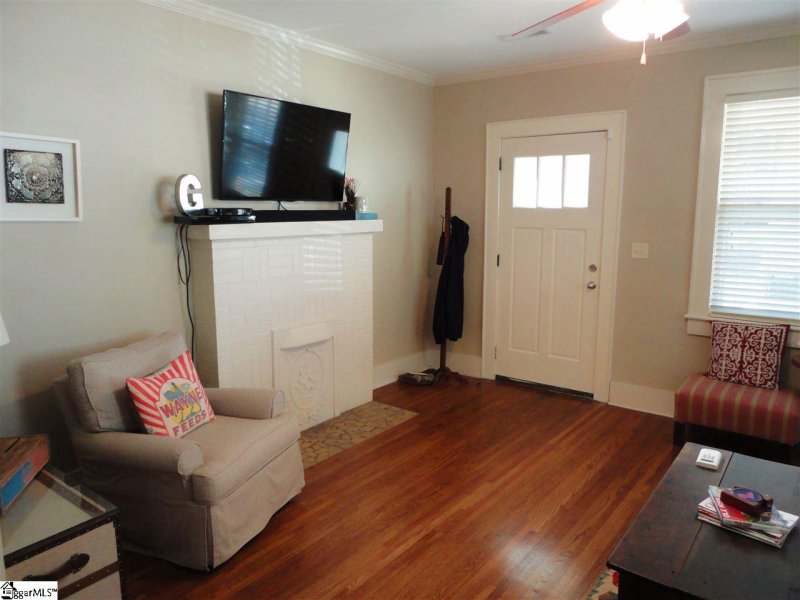 Property image 5 at 205 W Faris Road, Greenville, SC 29605