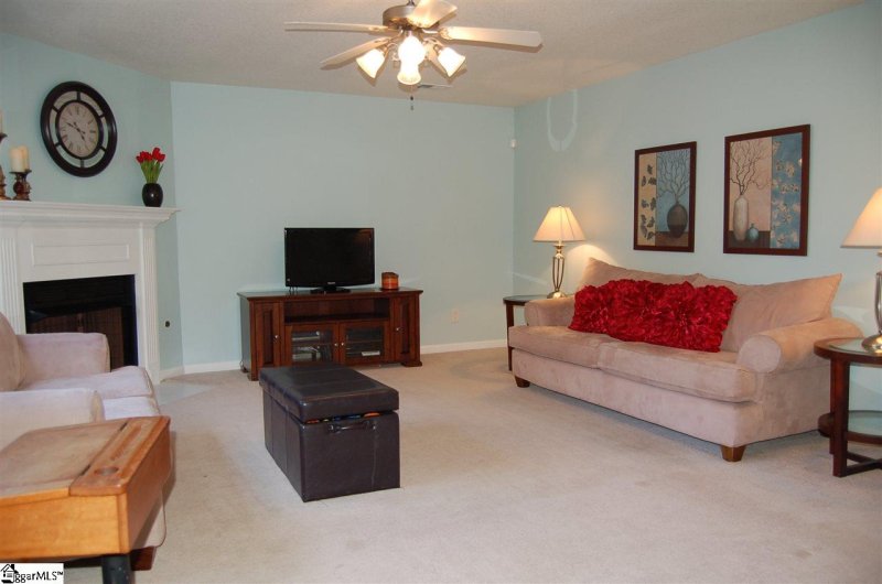 Property image 4 at 209 Juniper Leaf Way, Greer, SC 29651