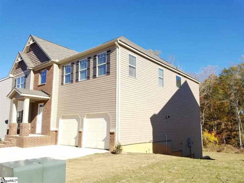 Property image 2 at 112 Winespring Place, Simpsonville, SC 29681