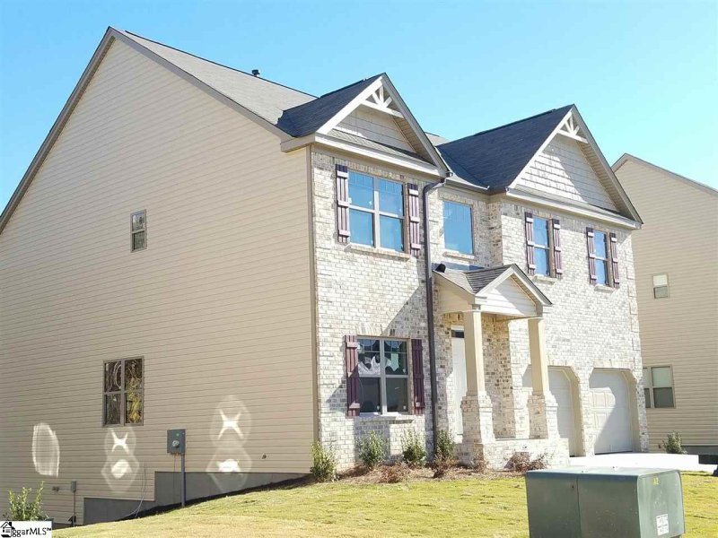 Property image 2 at 108 Winespring Place, Simpsonville, SC 29681