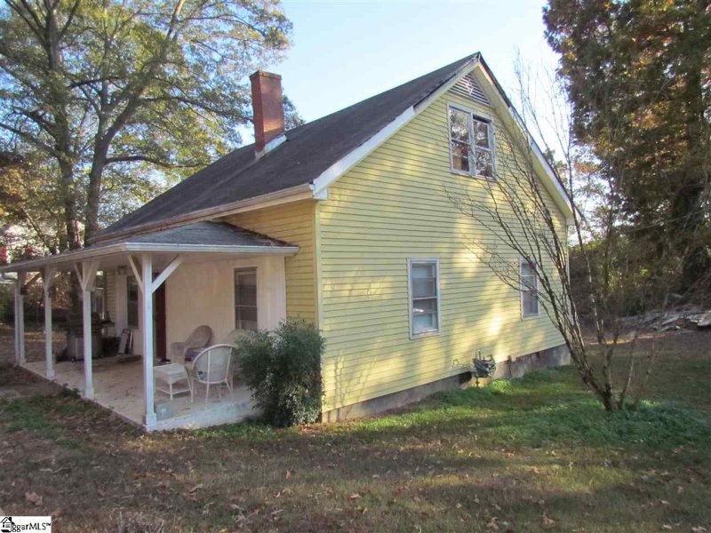 Property image 2 at 2131 Bird Street, Greer, SC 29651