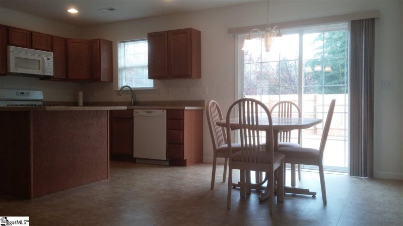 Property image 5 at 105 Landing Lane, Simpsonville, SC 29681